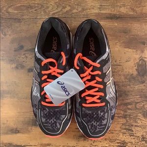 Women’s Asics Running Shoes Size 9